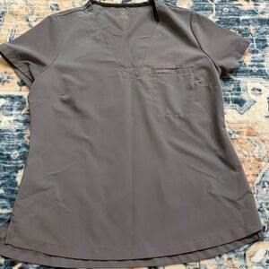 Grey medium jannuu scrub top